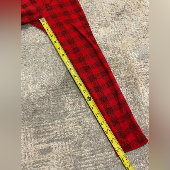 CG.L.CG Red Plaid Soft Turtleneck Long Sleeve Shirt Size Large Christmas in July - Picture 8 of 8